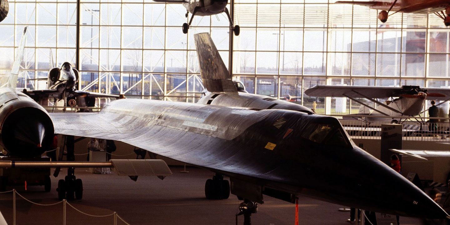 national-air-space-museum-historic-airplanes-spacecraft